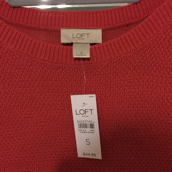 Raspberry LOFT sweater - Picture 2 of 4